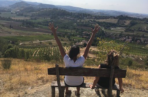 Panorama prima di vigneti Botti
                                 Foto di: Mirko Bettini